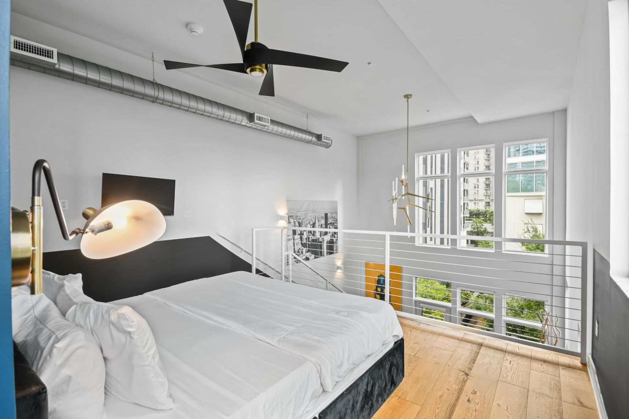 Stupendous Heart Of Piedmont Park Two Story Loft Lejlighed Atlanta Eksteriør billede